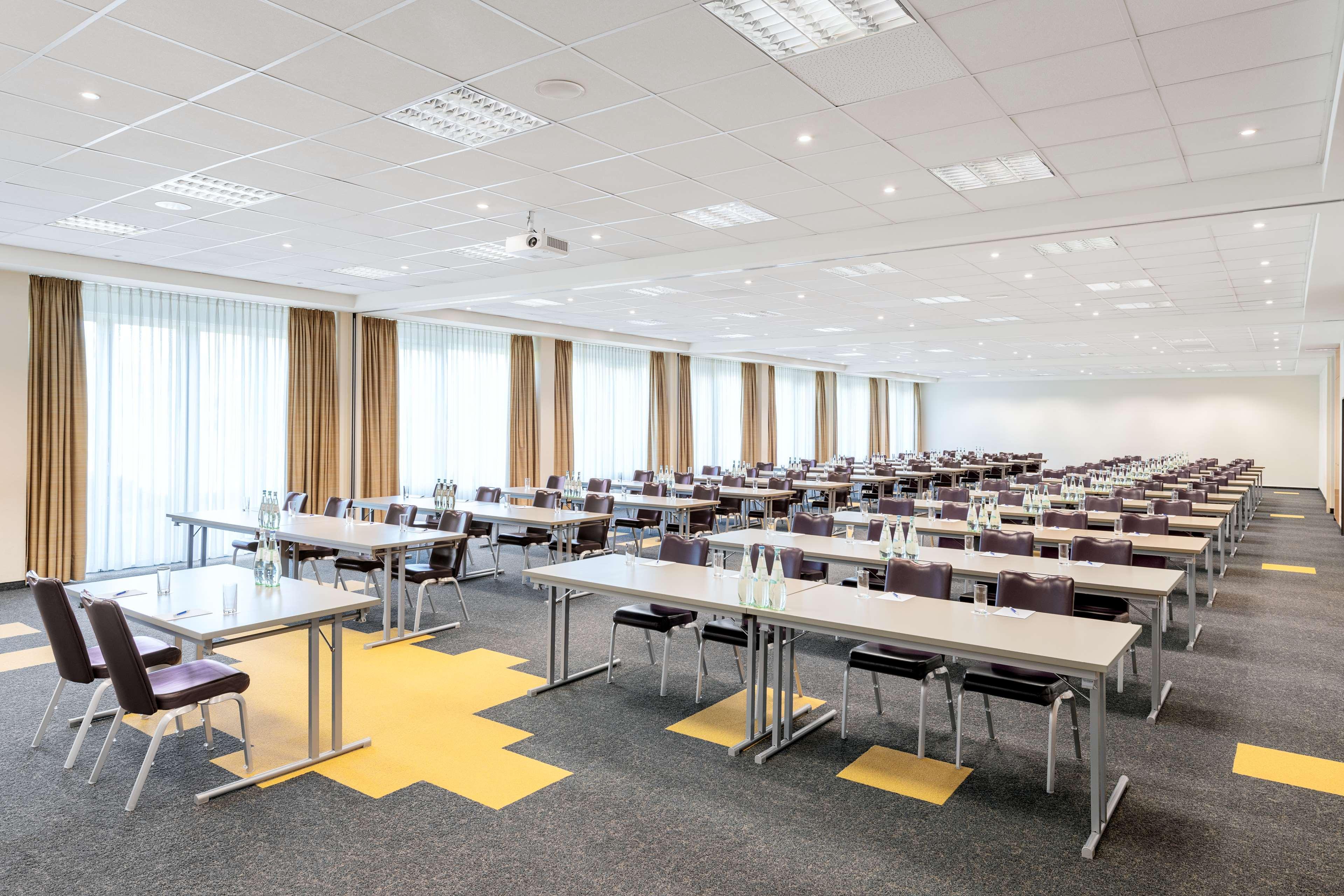Nh Leipzig Messe Hotel Luaran gambar