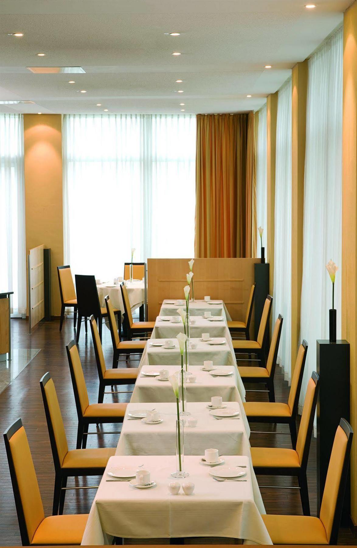 Nh Leipzig Messe Hotel Luaran gambar